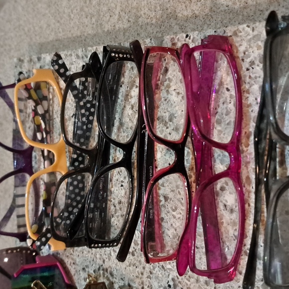 Cheater glasses and sunglasses - Picture 2 of 3